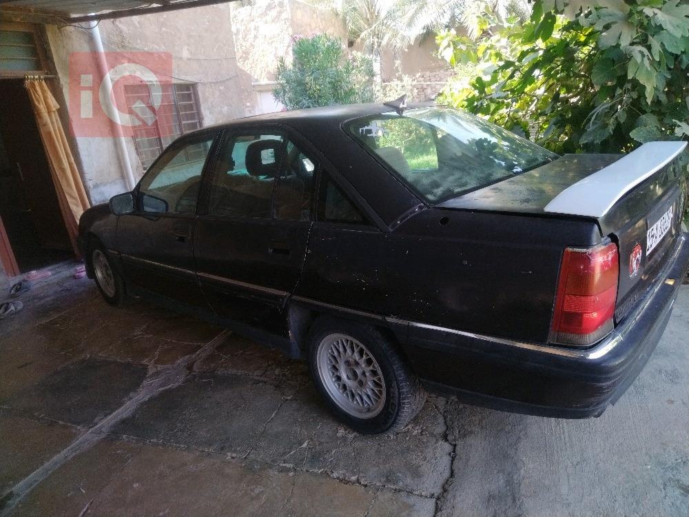 اوبل أوميغا